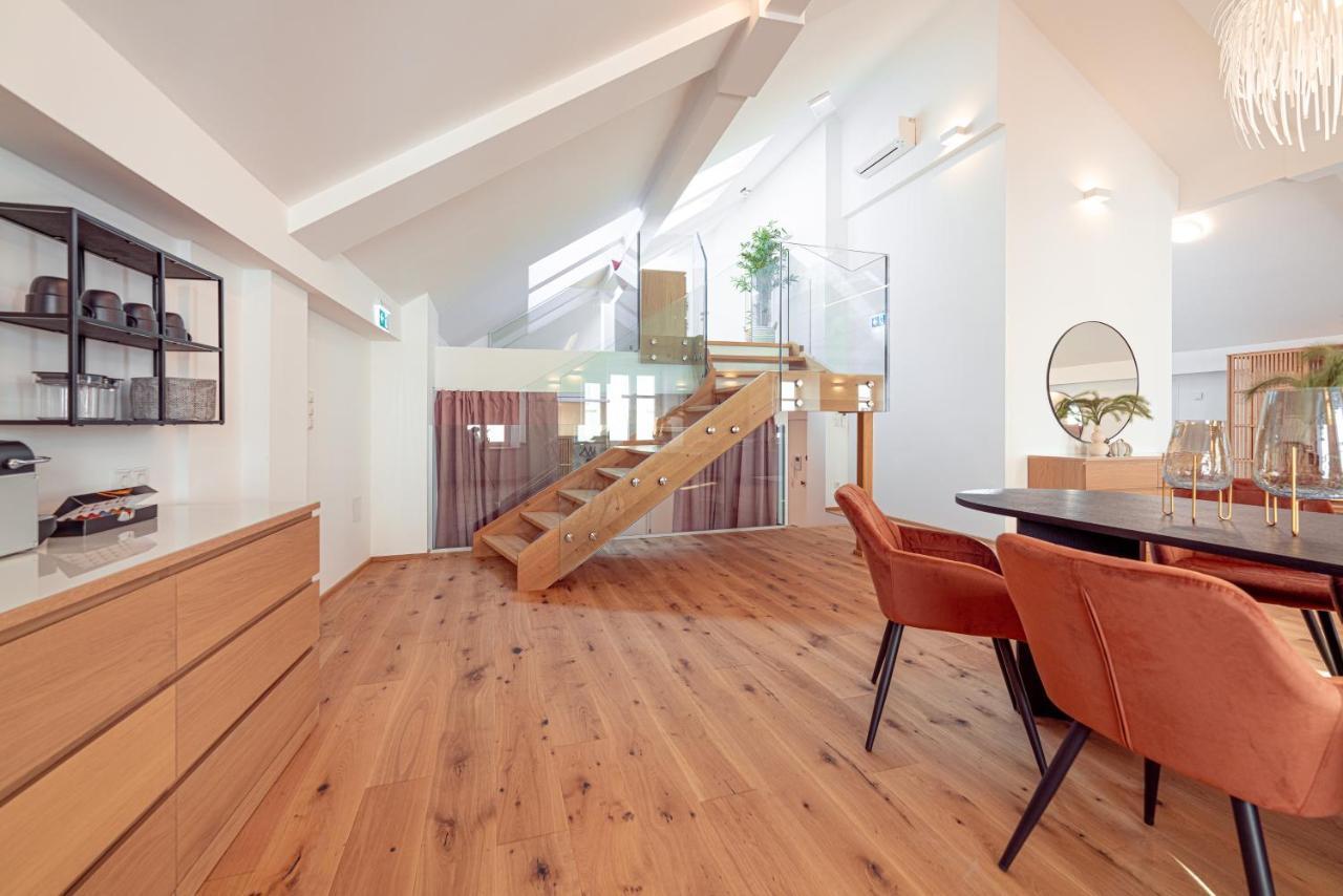 Penthouse Maxfux Direkt In Der Fussgaengerzone 130m2 *
