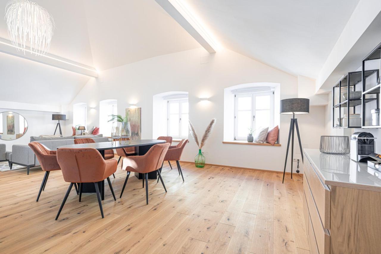 Penthouse Maxfux Direkt In Der Fussgaengerzone 130m2 * Krems an der Donau